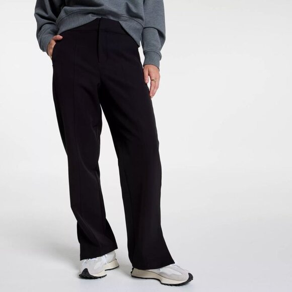 CALIA by Carrie Underwood Women's Effortless Crepe Pintuck Pants in Pure Black - Picture 1 of 10